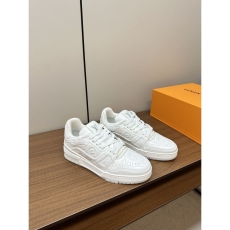 Louis Vuitton Trainer Sneaker